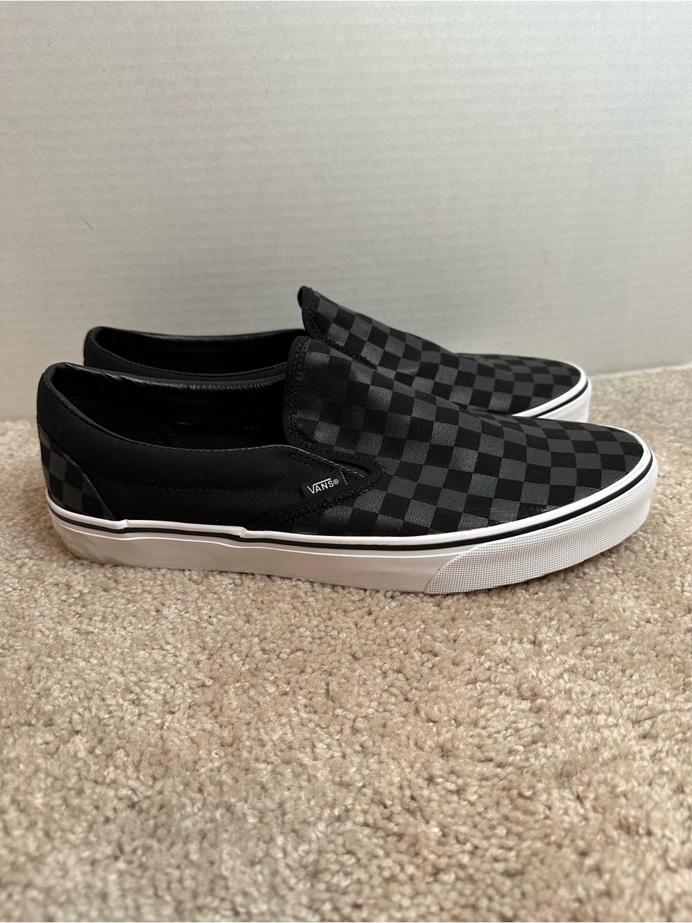 Vans Black/Gray Checkerboard Slip-On Sneakers, size 13, like new - Picture 4 of 7